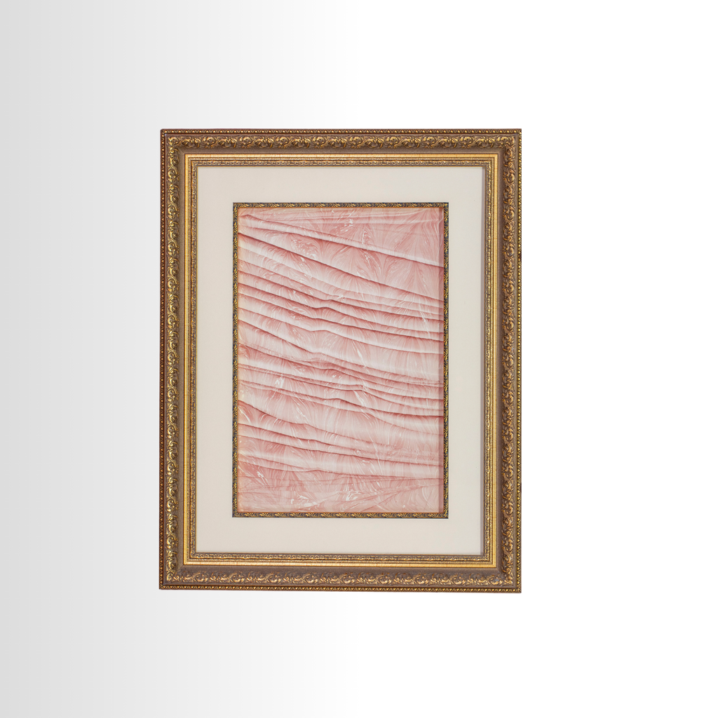 Pembe Ebru