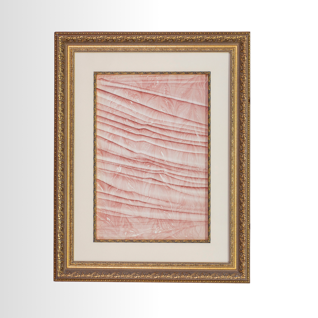 Pembe Ebru